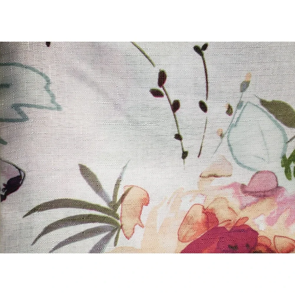 1 Printed Fabric Tablecloth, 60